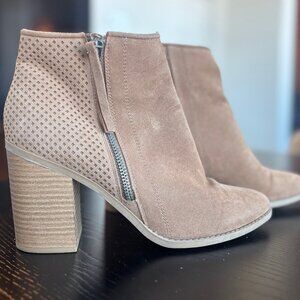 Women's Ankle Booties